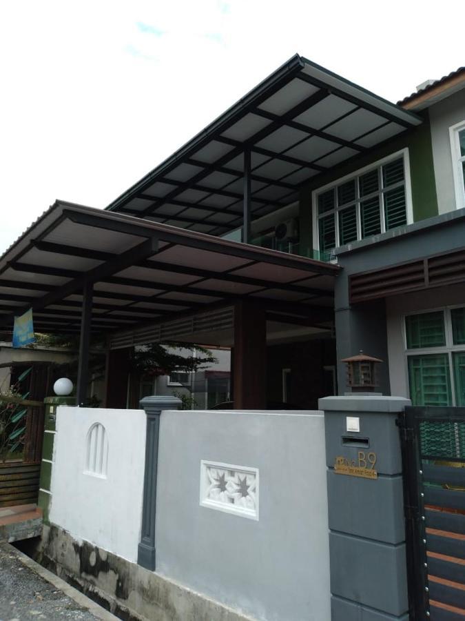 Farisha Homestay 알로르세타르 외부 사진