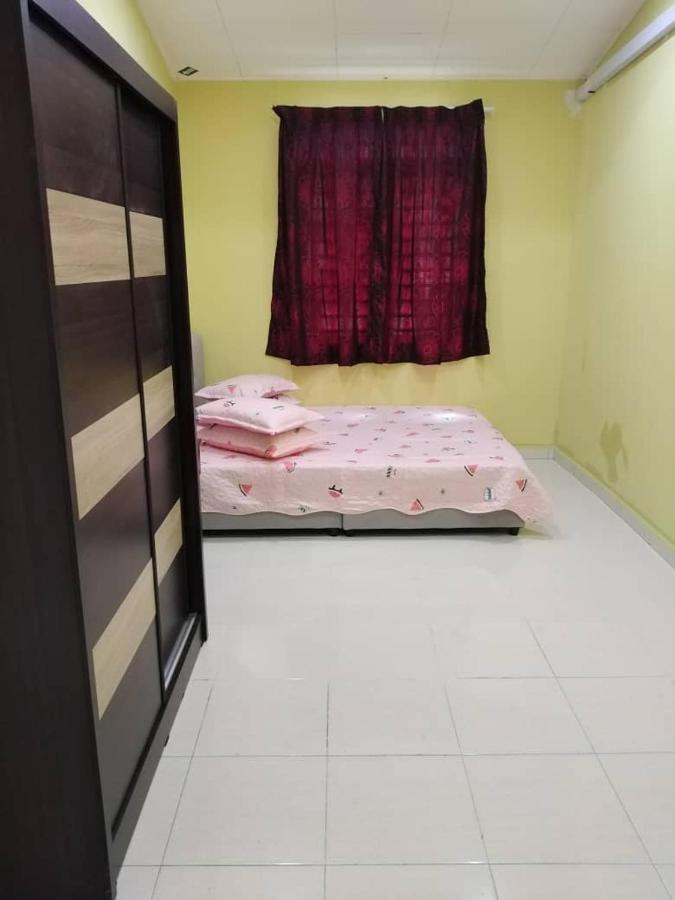 Farisha Homestay 알로르세타르 외부 사진